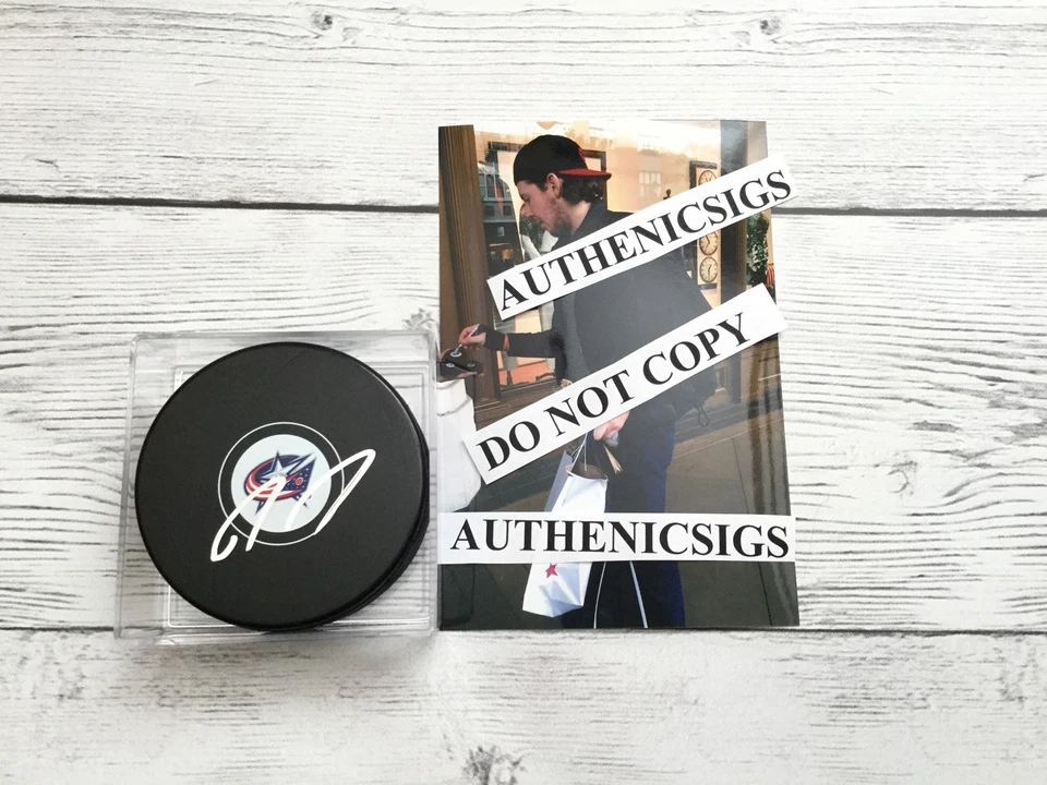 Disco de hockey firmado por Ryan Johansen Columbus Blue Jackets autografiado PRUEBA b Foto 1 de 1
