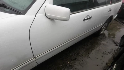 Driver Front Door 210 Type Station Wgn E320 Fits 96-03 MERCEDES E-CLASS 29124236 Foto 1 de 4