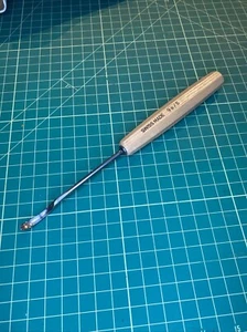 PFEIL "Swiss Made" 5mm #9 Kehrlöffel Hohlbeitel - Bild 1 von 6