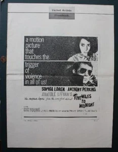 '62 Sophia Loren Anthony Perkins Five Miles to Midnight Movie pressbook booklet- - Picture 1 of 1