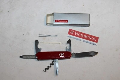 NAVAJA DEPORTIVA SUIZA VICTORINOX ROJA 0.3802 NUEVA EN CAJA ¡ENVÍO GRATUITO!!!!!!! Foto 1 de 4