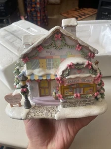 Rare Hawthorne Village Precious Moments Christmas Cozying Up To You Fabric Store - Picture 1 of 11