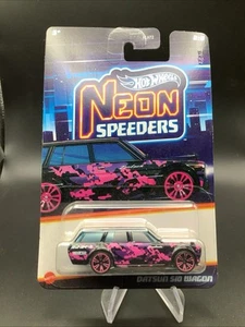 Hot Wheels 2024 Neon Speeders Walmart Exclusive Datsun 510 Bluebird Wagon - Bild 1 von 3