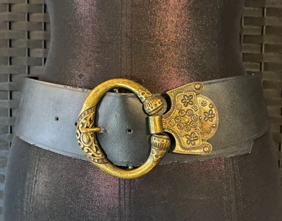 Celtic TORQUE BUCKLE BLACK LEATHER BELT Small 31-35" Wide Torc Medieval Viking - Image 1 of 4