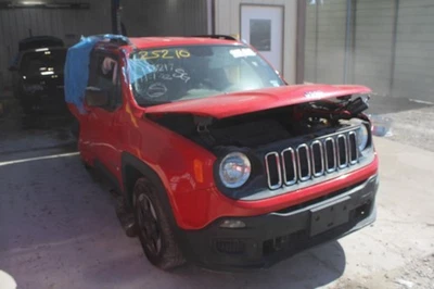Jeep Renegade 2017 motor caja de fusibles OEM usado 68303981AA 95 k millas Foto 1 de 4