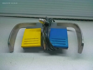 ERBE 20189-305 TWO PEDAL FOOT SWITCH - Picture 1 of 3