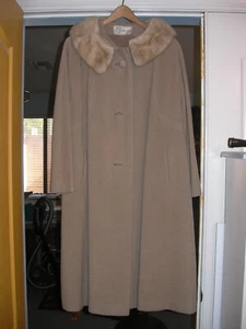 Real Fur and Virgin Cashmere Light Brown Vintage Goldwaters Woman's Swing Coat - Picture 1 of 11