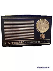 Universal Model Solid State AC-DC Portable Long Distance Radio - Picture 1 of 10