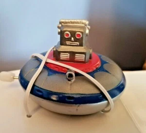 2" Soft Vinyl Spaceship w Robot  Wind-up NIB LIMITED Edition , Ray Rohr Estate - Picture 1 of 7