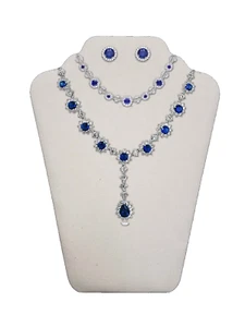 Linen Necklace Jewelry Stand Holder Bust Display Organizer Beige Tan White NEW - Picture 1 of 8