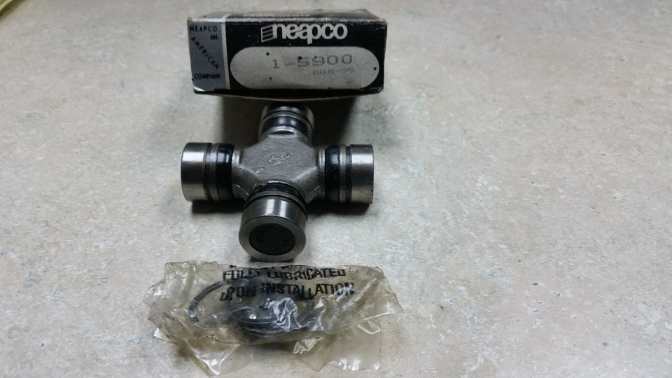 Dodge Ford Mercury con junta en U Foto 1 de 1