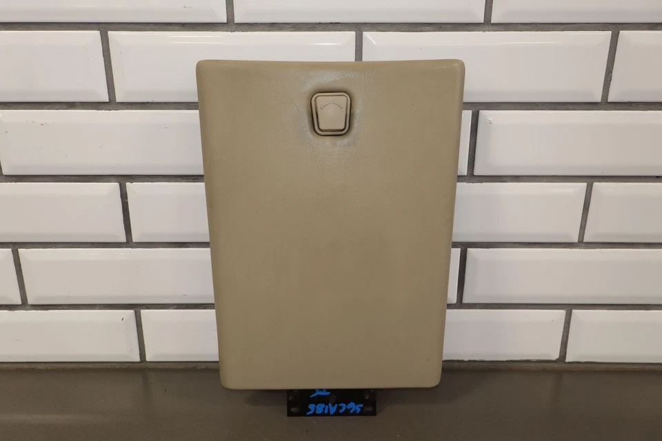 04-09 Cadillac XLR console de armazenamento traseiro cachoeira fabricante de equipamento original cubículo - Imagem 1 de 4