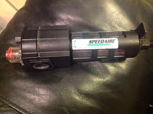 Modularer Luftleitungsschmierstoffgeber, Speedaire, 4ZL71 150 PSI 1,91" L - Bild 1 von 2