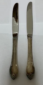 1847 Rogers Bros Dinner Knives Remembrance Collection Flatware - Pair- Pa40 - Picture 1 of 6
