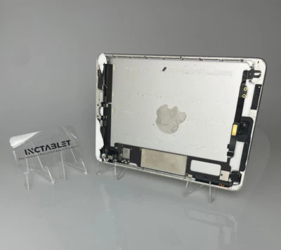 Apple iPad Mini 2nd Gen 16GB Silver (Minor Fault Item)- Ref965 - Image 1 of 4