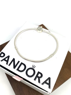 Pulsera para mujer Pandora Avengers plata de ley .925 con caja tamaño muñeca 7,5"" Foto 1 de 4