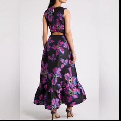Hermoso Vestido Clásico - Floral Línea A - S - Dobladillo con Volantes. Cóctel o formal Foto 1 de 4