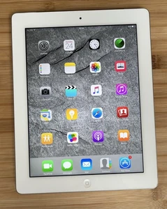 Apple iPad 3rd Gen. Cellular 16GB, 9.7in - white - Great Condition-no scratches - Picture 1 of 7