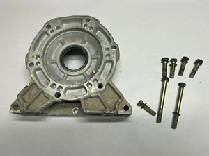 Jeep Cherokee XJ 1987-2001 OEM AW4 transmisión automática montaje de carcasa trasera - Imagen 1 de 4