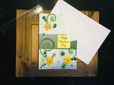 Tarjeta del Día de la Madre Quilling Papel Hecho a Mano Color Verde con Cubierta Ocasión Especial Foto 1 de 3