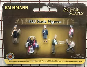 Bachmann Treni Scala HO Persone che Passeggiano Figure Scena Paesaggi # 33109 - Foto 1 di 2