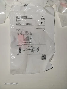 IFM EBC116; Y/T Splitter; M12 Male to 2 5-Pin M12 Female - Picture 1 of 4