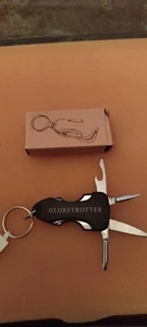 Schlüsselanhänger von Fa. Globetrotter mit Taschenlampe, usw. Siehe Bilder - Bild 1 von 4