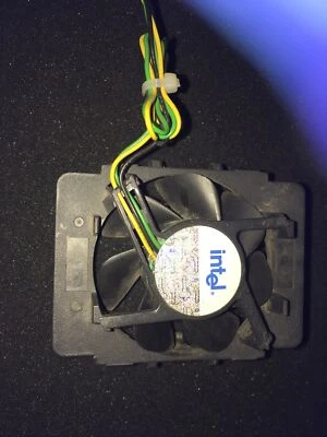 Original Genuine Intel Copper Core CPU Cooler Fan Skt 478 C33224-002 - Image 1 of 3