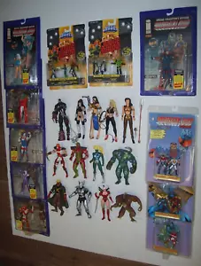 Mega Heroes JUDGE DREDD YOUNG BLOOD Mini Figure & Bendy Independent Comic Image - Picture 1 of 14