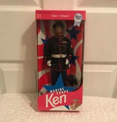 Muñeca Ken del Cuerpo de Marines 1991 - Stars `n Stripes afroamericana/negra #5352 - en caja original Foto 1 de 3