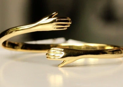 Freundschaft Armreif Umarmung Hände Geschenk Verlobung Freundin Frau Mädchen - Bild 1 von 4