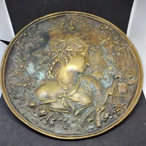 ANTIQUE VICTORIAN HIGH RELIEF BRONZE FIGURAL PLAQUE  SCULPTURE 7" diameter  - Picture 1 of 7