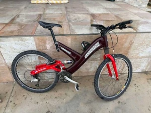 Cannondale Super V RAVEN 800 - Picture 1 of 9