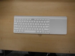 Apple Magic Keyboard Model No. A1314 and Trackpad Model No.1339 - Picture 1 of 12