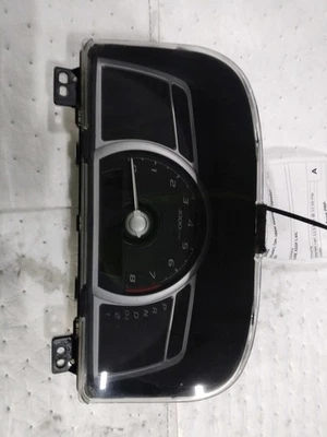 Used Speedometer Gauge fits: 2007 Honda Civic cluster Cpe upper assembly speedom - Image 1 of 4