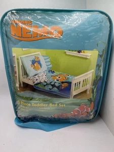Disney Pixar Finding Nemo Toddler 4 Piece Bed Set - Picture 1 of 4