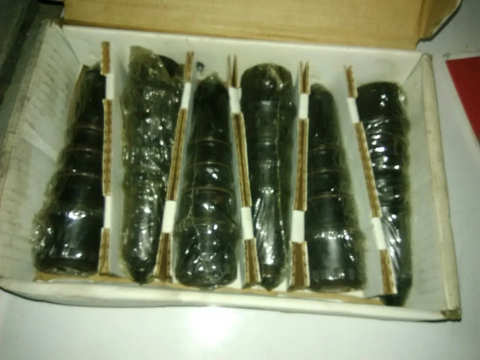 Set of 6 3018340 INJECTOR PTD TOP STOP for Cummins 855 - Image 1 of 1