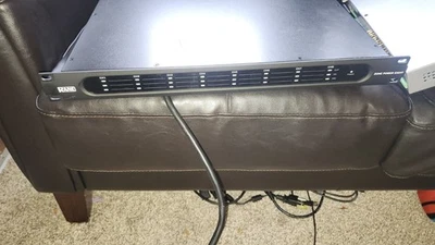 Amplificador de distribución de montaje en rack de 8 canales Rane Zone Eight Foto 1 de 3