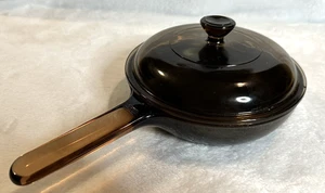 Vintage Corning Pyrex Vision Ware Bernstein Bratpfanne 7 Zoll Teflon Pfanne mit Deckel - Bild 1 von 7