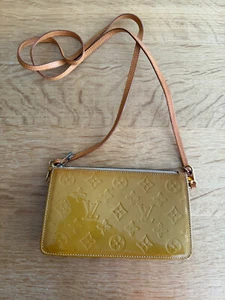 Damen Clutch von Louis Vuitton in Gold/Braun - Bild 1 von 8