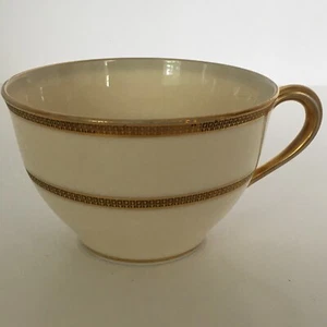 Lenox for Ovington Bros Teacup Gold Colored Rim Handle Tea Cup Vintage 1019/M147 - Picture 1 of 10