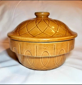 VTG Watt Loops Oven Ware Covered Farmhouse Bowl with Lid 7" - Picture 1 of 5