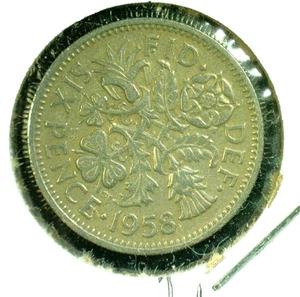 WORLD COIN SALE--1958 UNITED KINGDOM 6-PENCE--COPPER/NICKEL COMP. COIN-KM# 903 - Picture 1 of 3