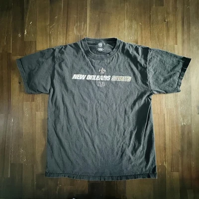 Camisa New Orleans Saints Para Hombres Grande Negra NFL Fútbol Gráfico VF Ropa de Imagen Foto 1 de 4