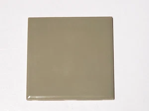 Vtg 1 pc. Ceramic Florida Tile - Avocado Olive Green Glossy - 4 3/8" Sq. - Picture 1 of 3