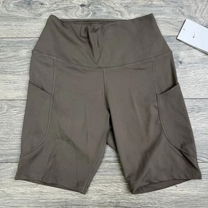 Nike Biker Shorts Size Large Women Ironstone One High Waisted 8" with Pockets - Picture 1 of 10