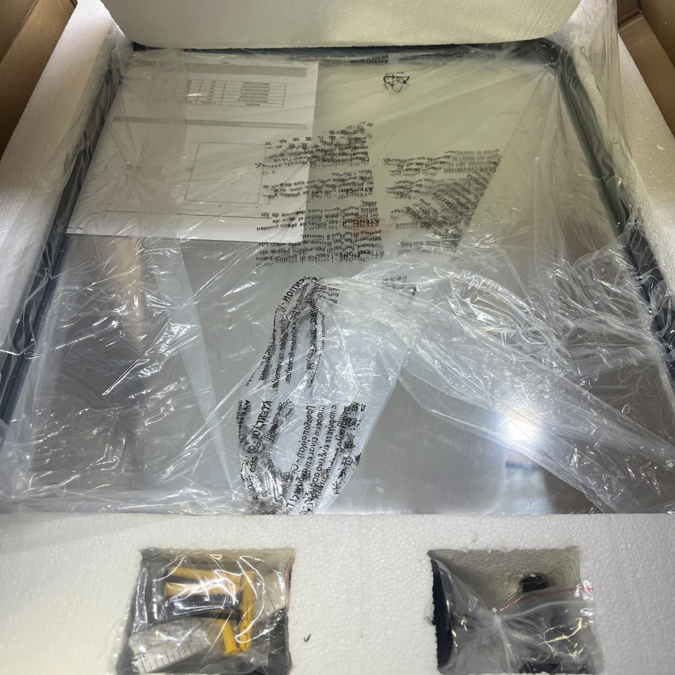 Elegant Lighting MR6A2024 Everly 20" W x 24" H Transitional - Black - Image 1 of 3