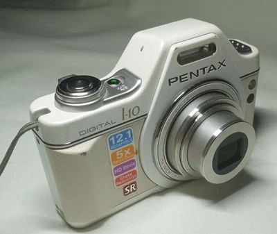 Pentax Optio I-10 White 12.1MP Compact Digital Camera w/ USB, Battery w/Charger - Image 1 of 4