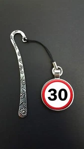 30 Road Sign Pendant On a Metal Design Bookmark Ideal 30th Birthday Gift N398 - Picture 1 of 1