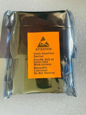 Lenovo 00YK014 7XB7A00025 600GB 10K 12Gb/s SAS 2.5" Hot Swap 512n HDD Hard Drive - Image 1 of 3